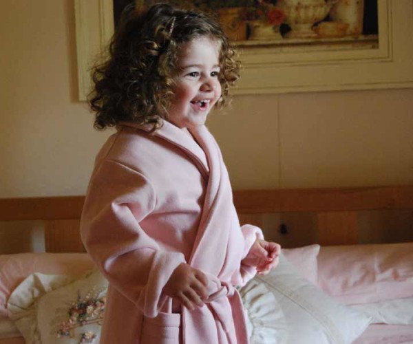 https://organiccotton.net.au/wp-content/uploads/Dressing-Gown-soft-fleece-e1441026126372.jpg