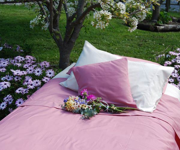 https://organiccotton.net.au/wp-content/uploads/organic-cotton-sheets-in-colours.jpg